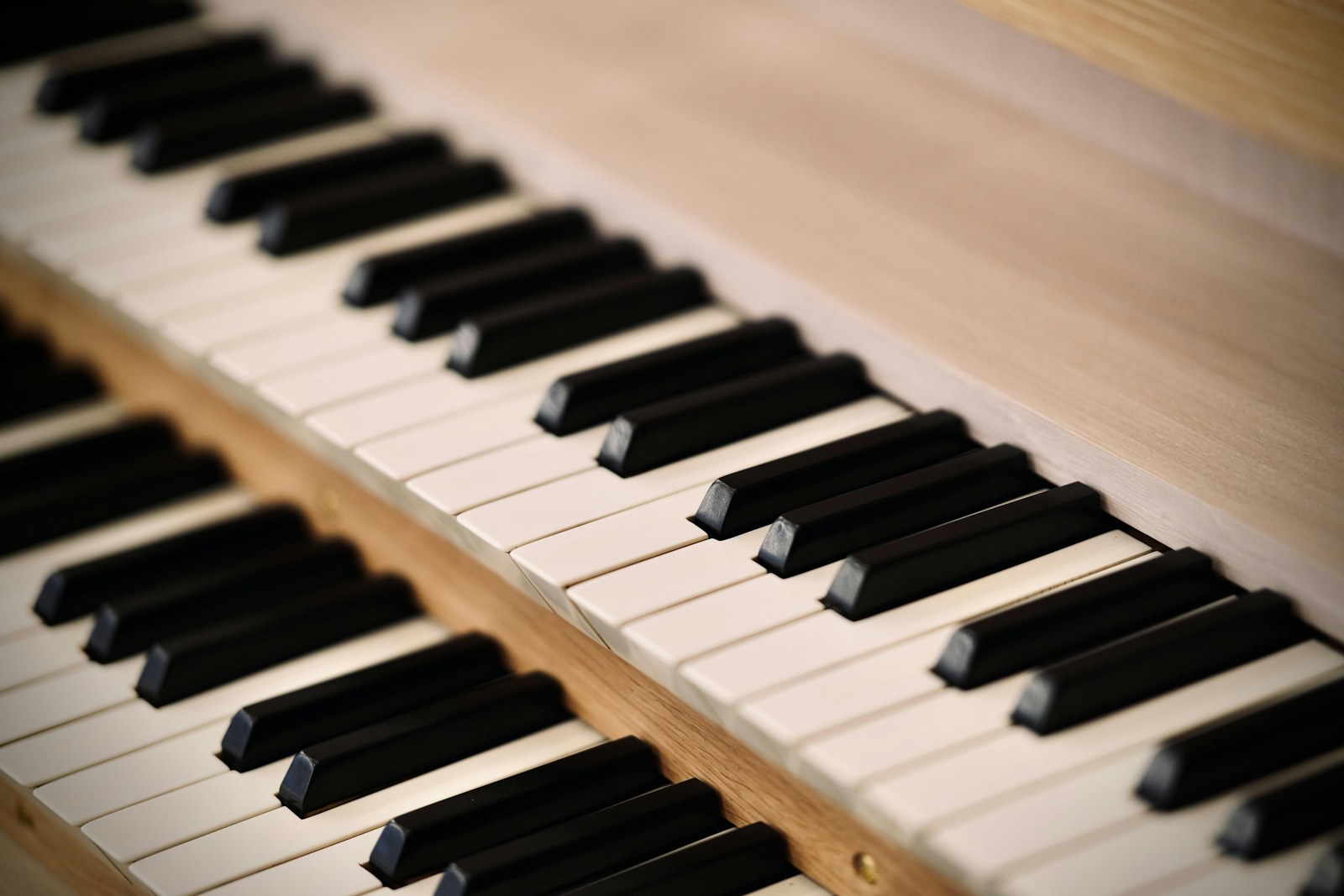 Two rows of black and white piano keys