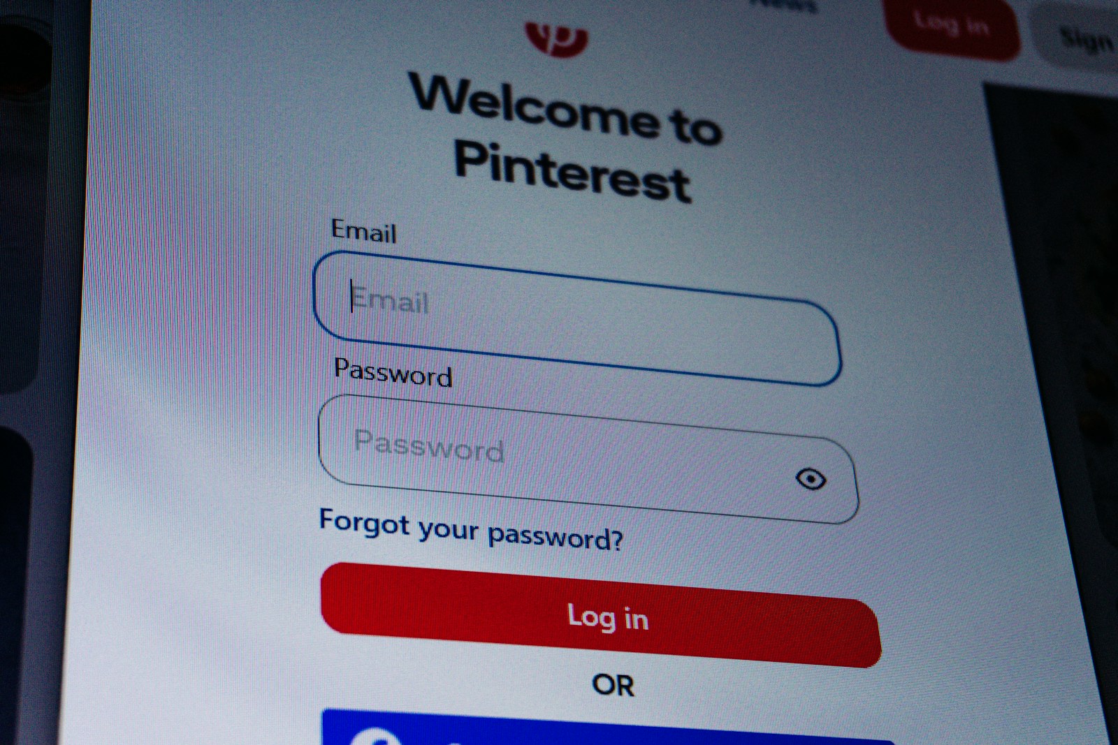 Welcome to pinterest login page with email and password fields
